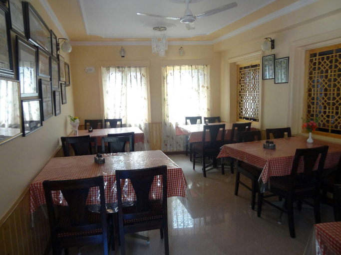 Food & Drinks 3, HOTEL MADHUBAN, Srinagar