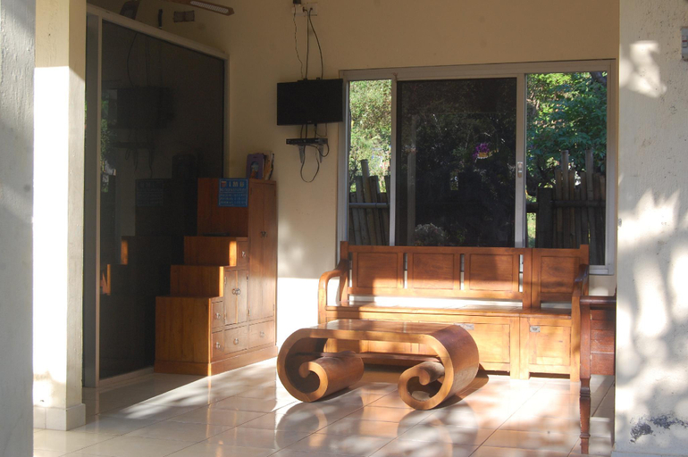 Public Area, Star East Guest House, Karangasem
