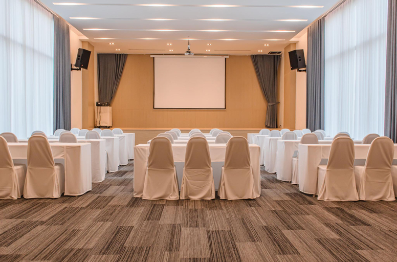 Business Facilities