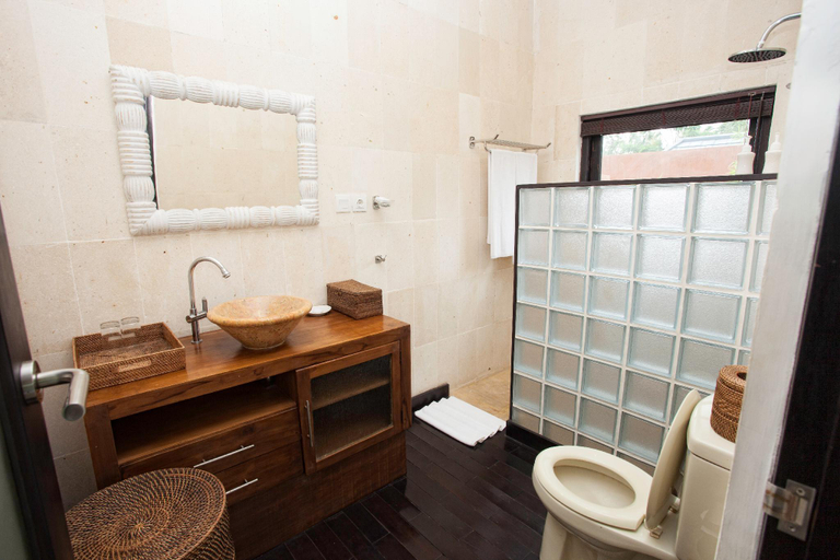 Bathroom 4, ROMANTIC PRIVATE POOL VILLA UBUD, Gianyar