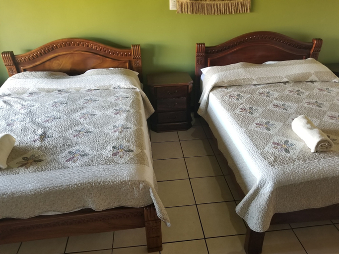 Bedroom 2, Hotel Monte Campana Heredia, Barva