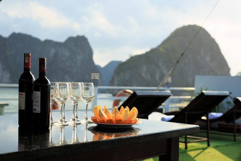 Others 3, Cozy Bay Classic Cruise, Hạ Long