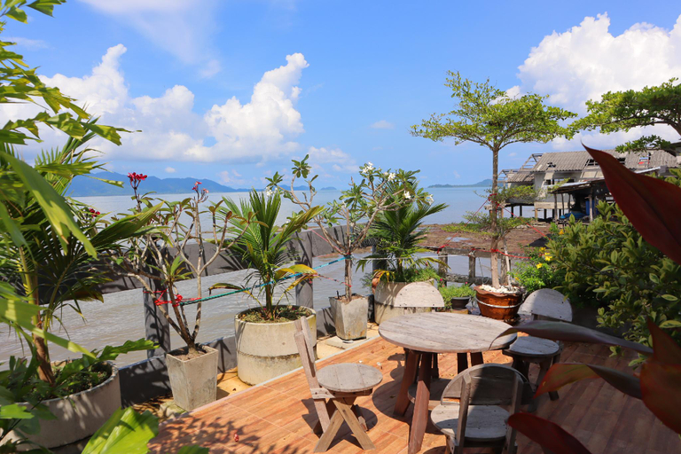 Others 4, Ban Sulada Guest House, Laem Ngop