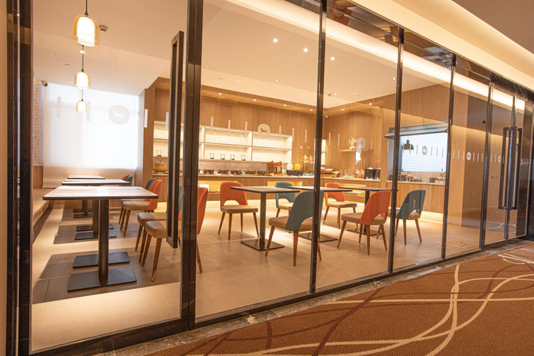 Food & Drinks 5, Hanting Hotel Jinan Jiyang Longhai Road, Jinan