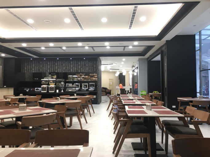 Food & Drinks 5, Red Hotel, Changhua