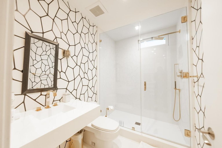 Bathroom 3, Villa Contessa, Los Angeles