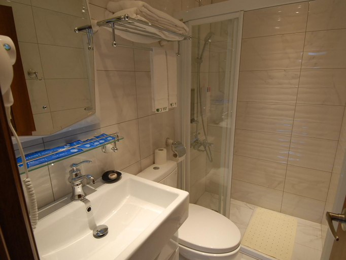 Bathroom 3, 157 Boutique Guest House, Pingtung