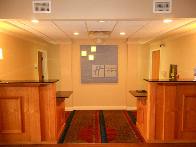 Public Area 5, Holiday Inn Express & Suites LANCASTER by IHG, Fairfield