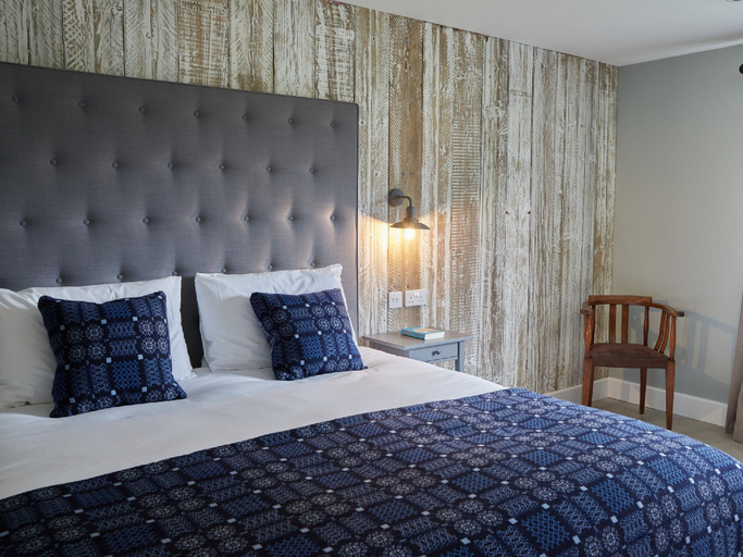 Bedroom 2, The Pig Shed Motel, Norfolk
