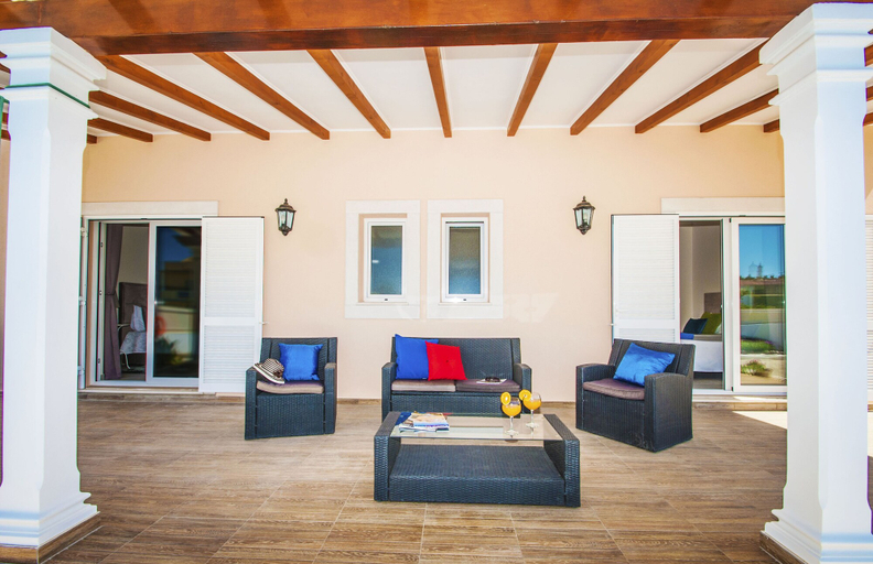 Exterior & Views 2, Villa Galapagos, Albufeira