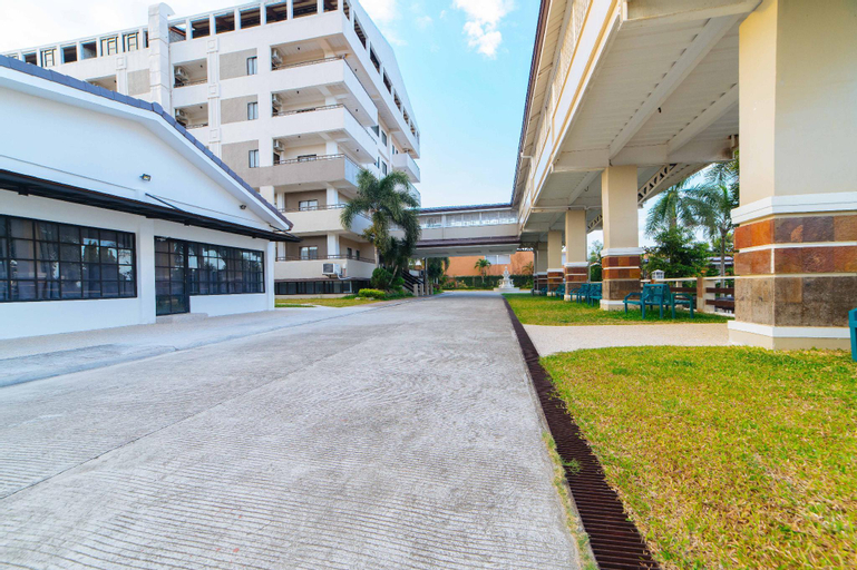 Exterior & Views 1, Whitewoods Convention and Leisure Hotel, Silang