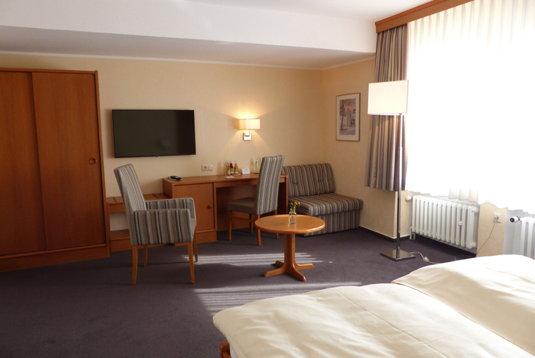 Bedroom 2, Hotel Hansa, Herford