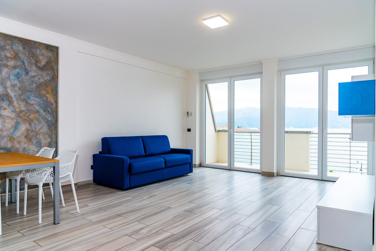 Living area 5, Appartamento Fronte Mare, Livorno