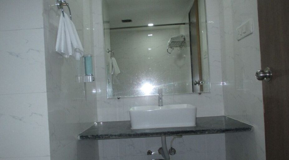 Bathroom 3, HOTEL KEWAL, Nashik