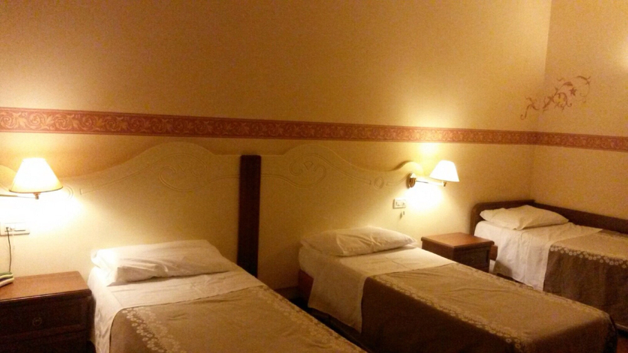 Bedroom 2, Albergo Ristorante Flora, Treviso