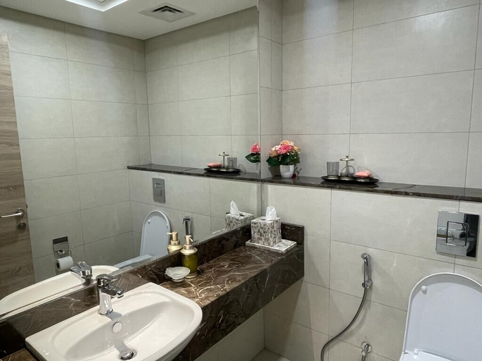 Bathroom 2, 315 Fully furnished 1BHK Apartment, Dubai