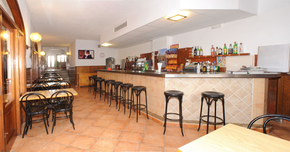 Food & Drinks 5, Hostal Montaña, Baleares