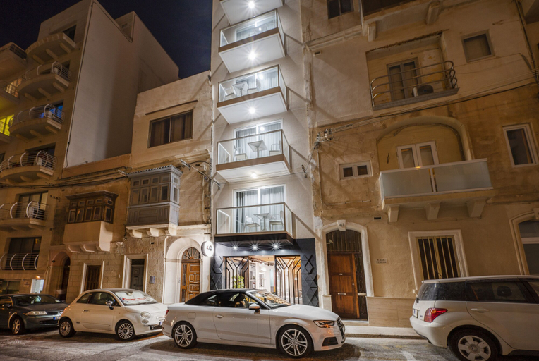 Exterior & Views, Fort40 Guest House