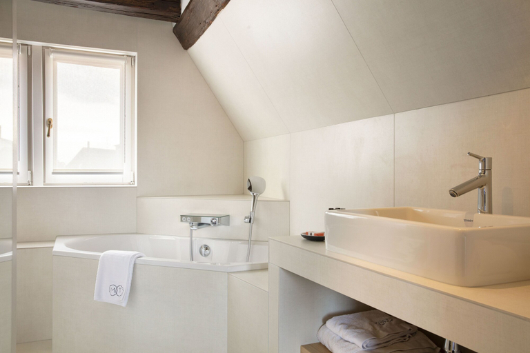 Bathroom 4, La Maison des Têtes, Haut-Rhin