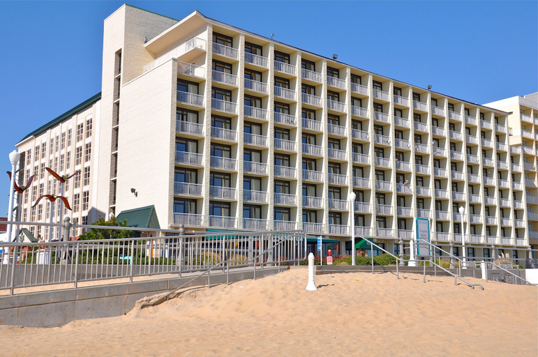 Exterior & Views 2, Country Inn & Suites by Radisson, Virginia Beach (Oceanfront), Virginia Beach