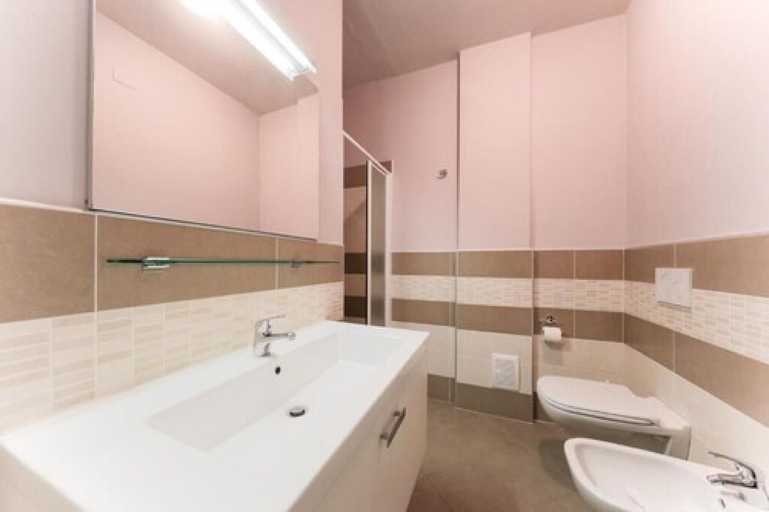 Bathroom 3, Residence San Michele, Verona