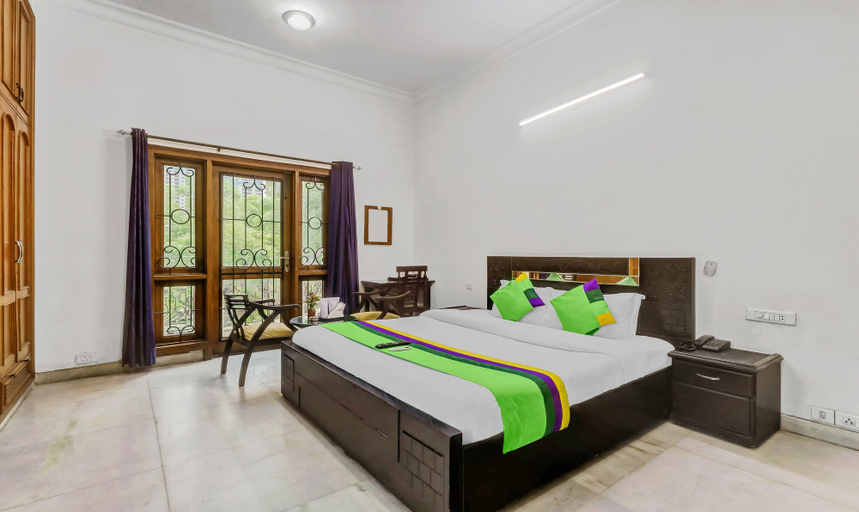 Bedroom 3, Treebo Trend Ashray, Gautam Buddha Nagar