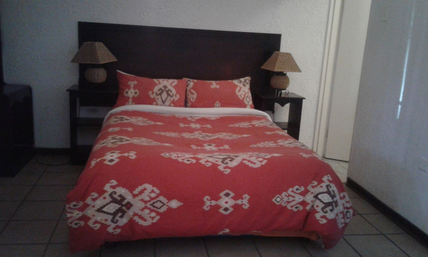 Bedroom 1, Road View Lodge, Masungu