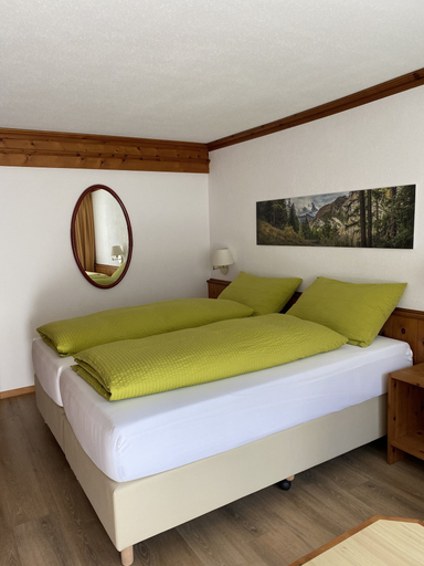 Bedroom 4, Adonis, Visp