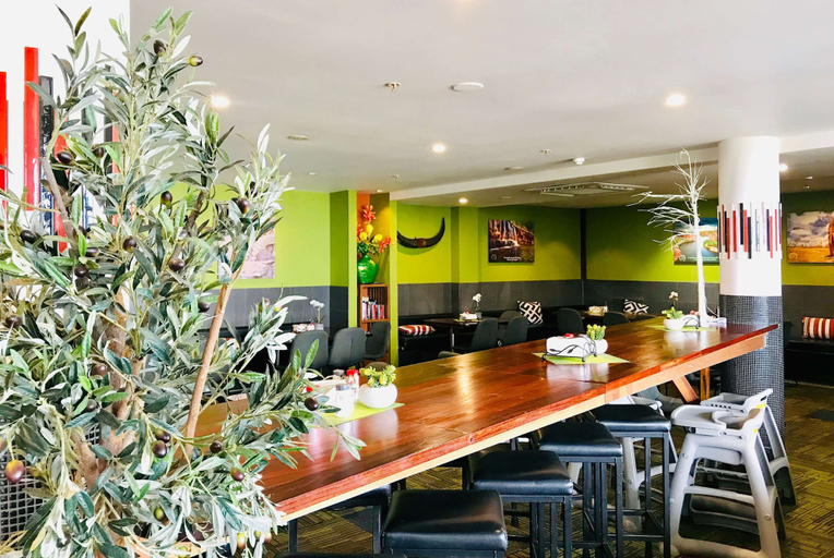 Food & Drinks 5, Ramada Suites by Wyndham Zen Quarter Darwin, Darwin