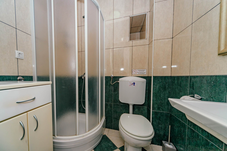 Bathroom 3, Apartments Bigovo Veljic