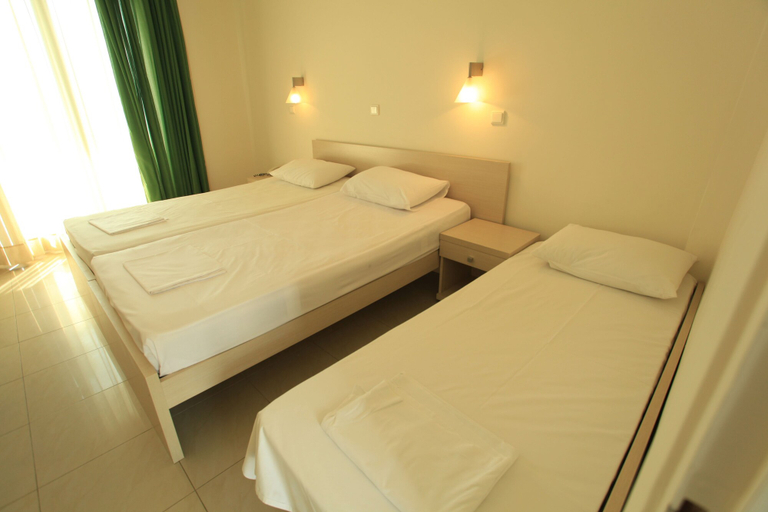Bedroom 3, Tosca Beach Hotel, East Macedonia and Thrace