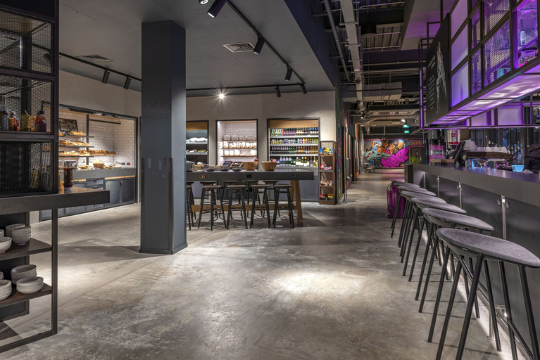 Food & Drinks 5, MOXY London Heathrow Airport, London
