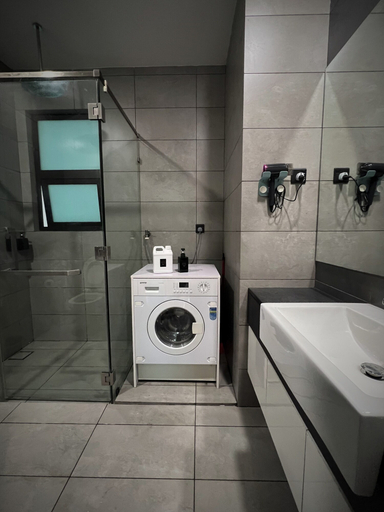 Bathroom 4, Opus Residences by EUcation Home, Kuala Lumpur