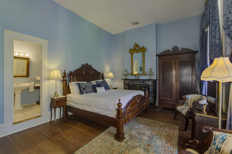 Bedroom 2, The Inn at Cedar Grove, Warren