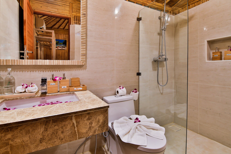 Bathroom 5, Phi Phi CoCo Beach Resort, Mueang Krabi