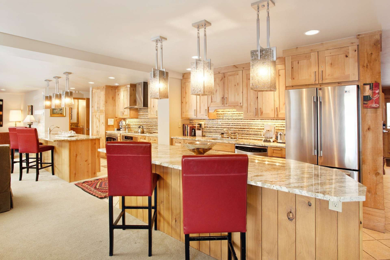 Food & Drinks 5, Shadowbrook Condos by iTrip Aspen Snowmass, Pitkin