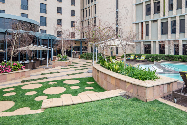 Exterior & Views 2, City Lodge Hotel Hatfield, City of Tshwane