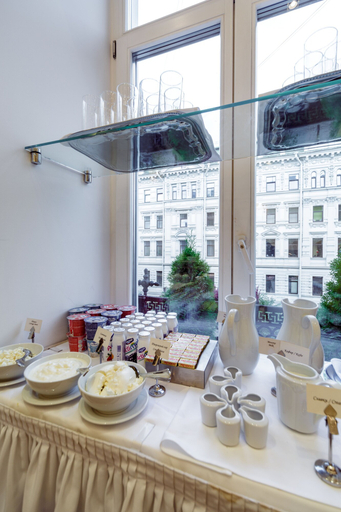Food & Drinks 5, Boutique Hotel Golden Triangle, Sankt-Peterburg gorsovet