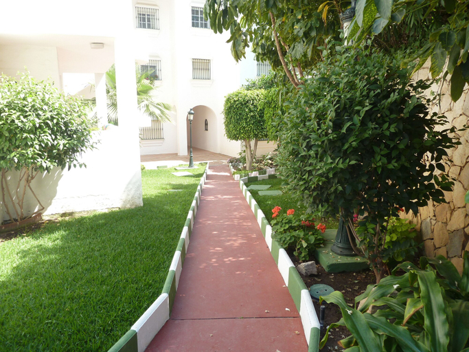 Others 5, Pueblo Quinta, Málaga