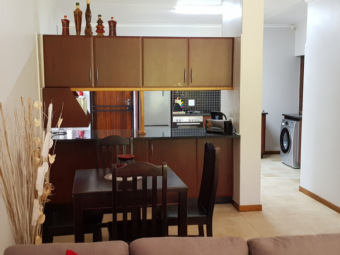 Dining Room, Sea's the day, Umkhanyakude