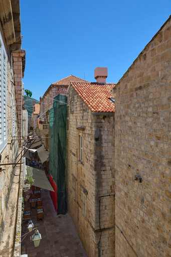 Others 4, Studio Sebastiaan, Dubrovnik