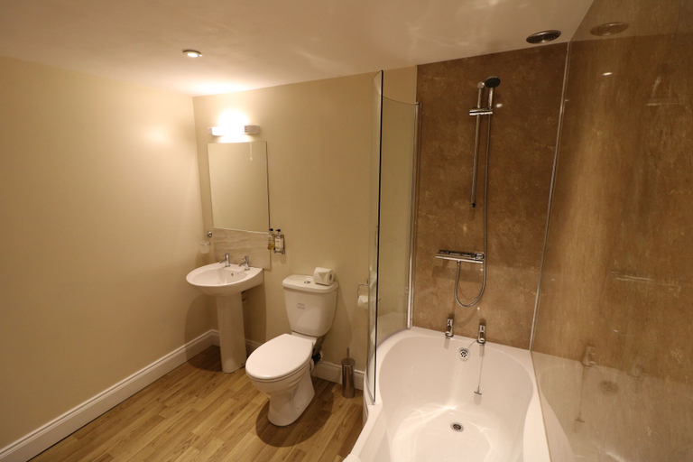 Bathroom 4, Appleby Castle, Cumbria