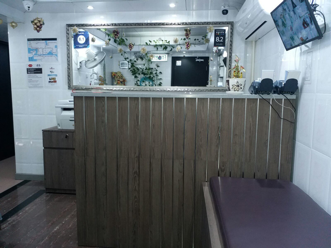 Public Area 2, Tom's Guest House, Kowloon