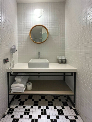 Bathroom 4, Light Hostel Hualien, Hualien