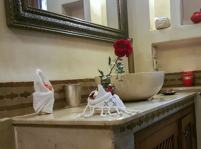 Bathroom 5, Riad Gallery 49, Marrakech