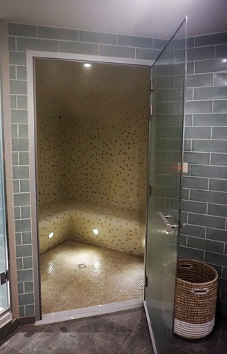 Bathroom 4, Hôtel Locomo - Gare de Lyon Bastille, Paris