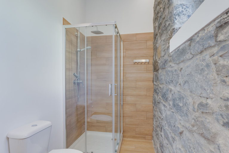 Bathroom 4, Casa Estufa 25, Funchal