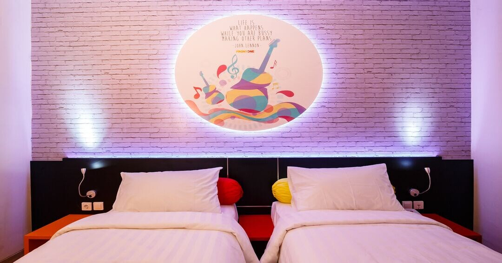 Bedroom 5, Front One Inn Muntilan, Magelang