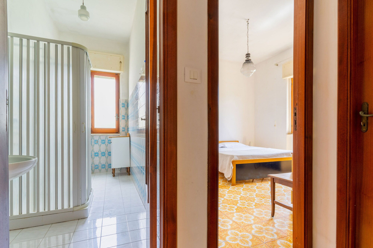 Room 3, 3060 Appartamento Sunrise by Barbarhouse, Lecce