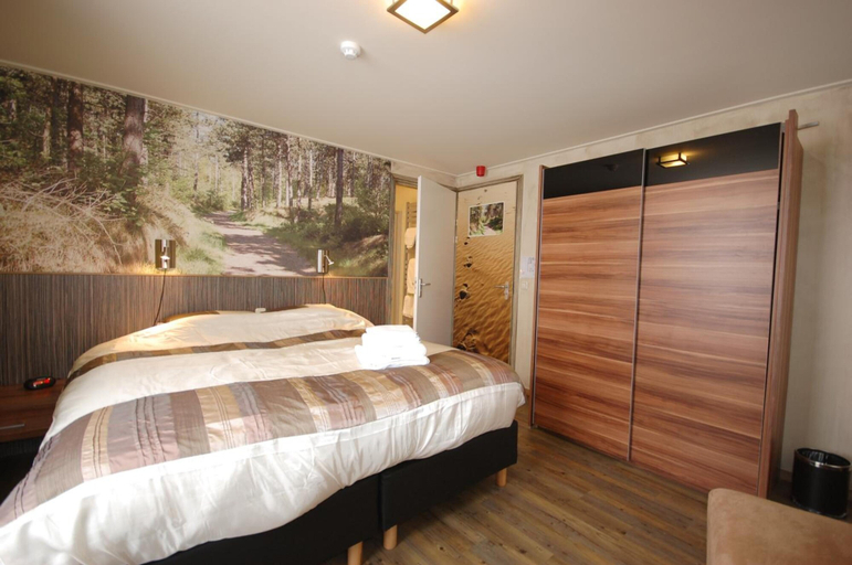 Bedroom 3, Bij hen op Ameland, Ameland